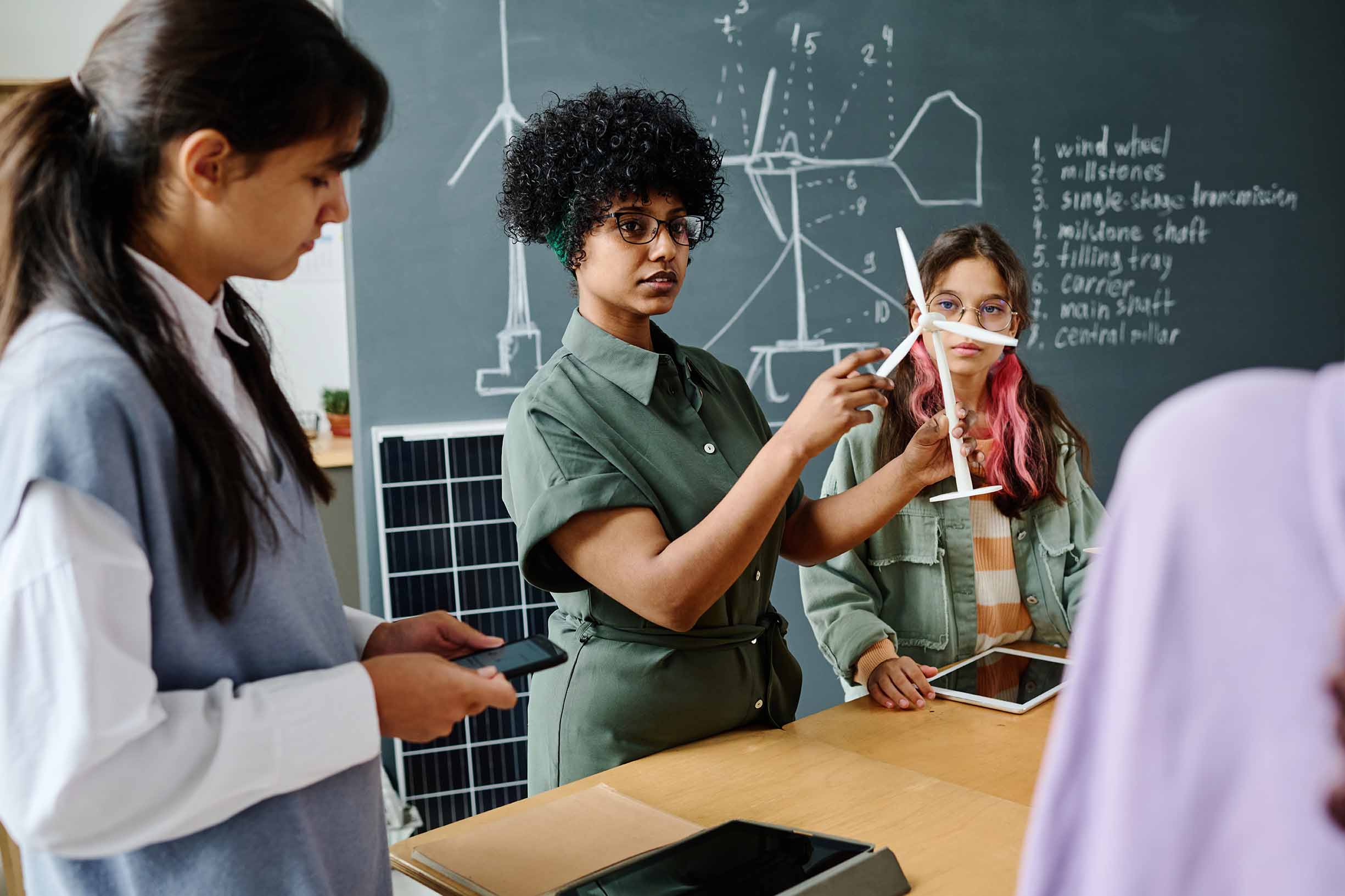 Hazard Hunters: Storm Science and Survival A