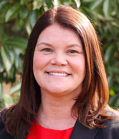 Lauren Healey Headshot